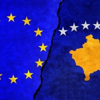 Tani është koha që Bashkimi Evropian t'ia heq masat arbitrare dhe të padrejta Kosovës