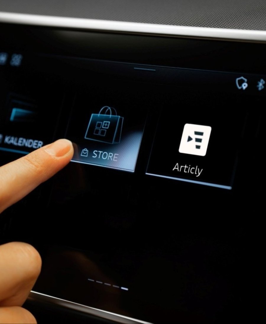 Aplikacioni i ri i instaluar në veturat e Audi, ua lexon shoferëve artikujt e ndryshëm të gazetave