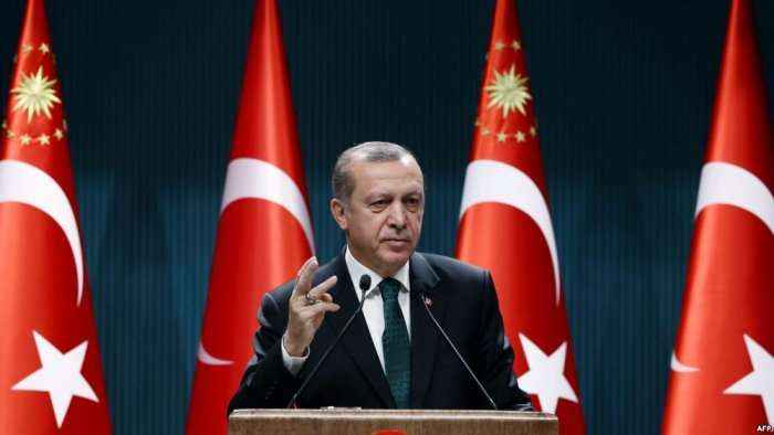 “Erdoganizmi me agjendën e islamit politik po helmon Kosovën”