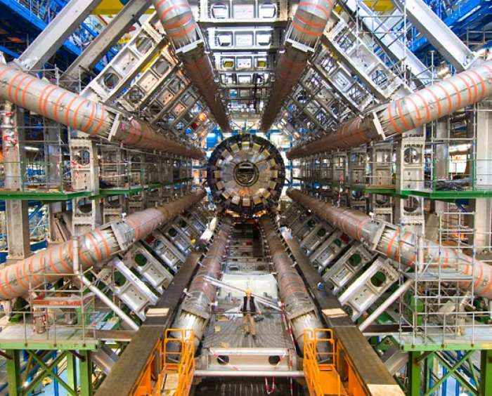 Në CERN me të vërtetë është sakrifikuar diçka