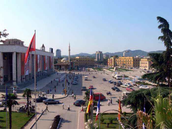 Protestë në Tiranë kundër demarkacionit mes Kosovës-Malit të Zi