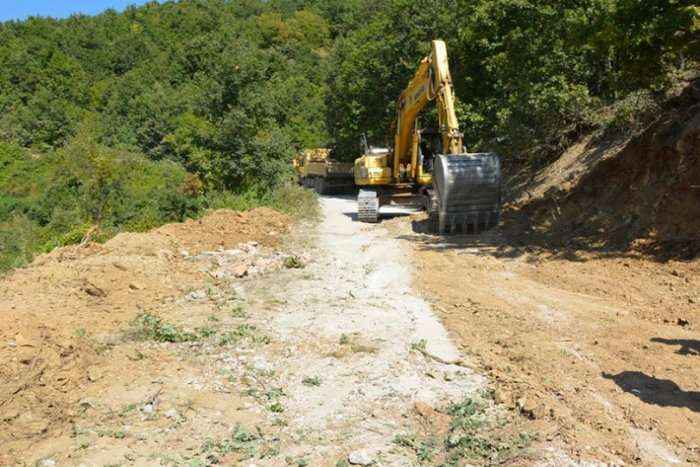 Nis asfaltimi i rrugës Hani i Elezit - Gorancë – Glloboçicë