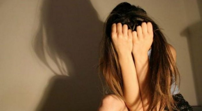 Abuzoi seksualisht me 13 vjeçaren në hotel, gjykata merr vendimin për tiransin