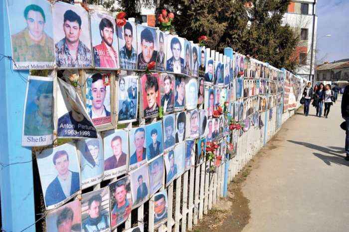 Dita e të Zhdukurve shënohet me tryezë “...Rasti i Kosovës”