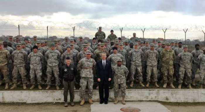 Delawie falënderon ushtarët amerikanë që po e mbajnë të sigurt Kosovën
