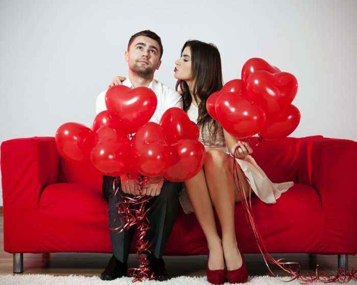 10 mënyra romantike për ta befasuar partnerin për Shën Valentinin