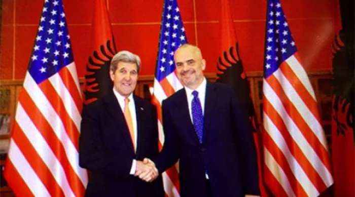 John Kerry: Shqipëria është në rrugën e duhur