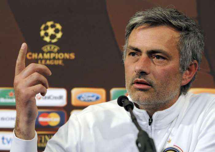 Mourinho nervozohet me gazetarin kur pyetet për Guardiolën