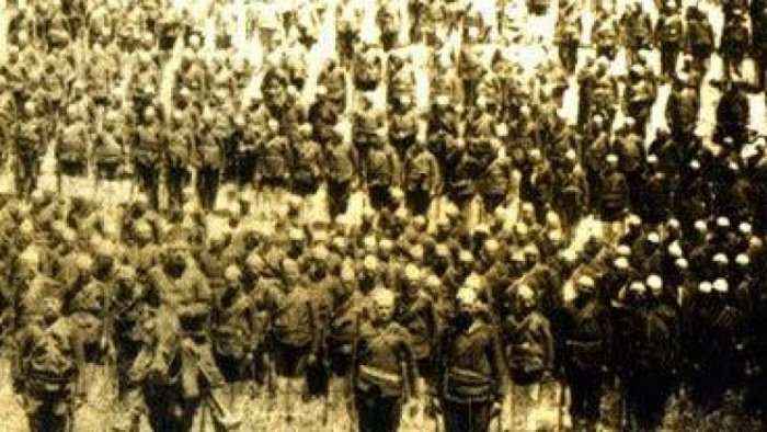 1880: Ushtarët me plisa të Batalionit të Prizrenit, që Sulltani i dekoroi për heroizëm në luftën kundër Greqisë (Foto)