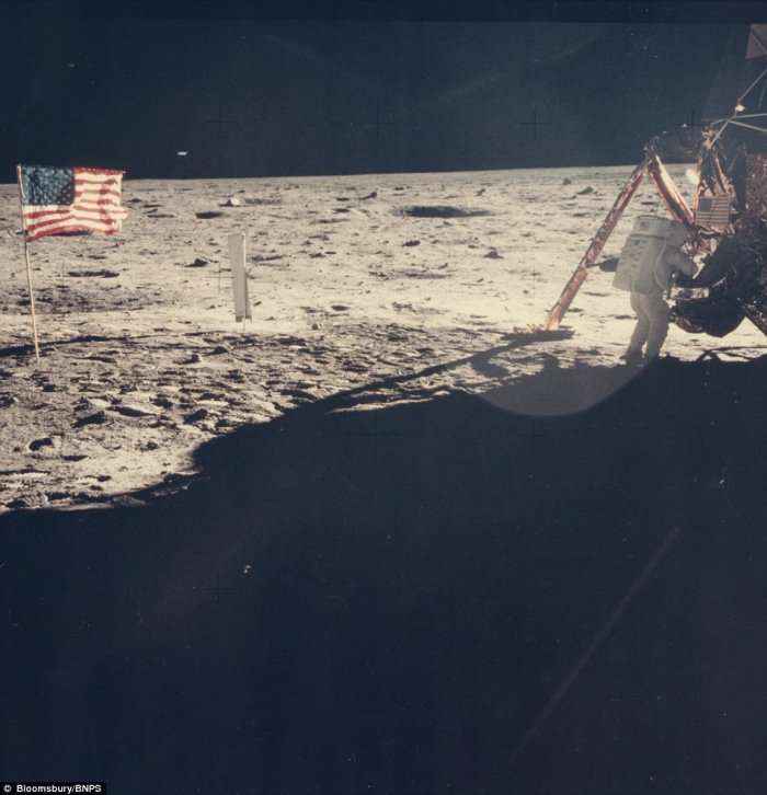 Kur NASA dërgonte njerëz në Hënë (Foto)
