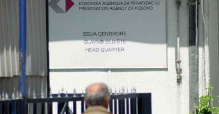 Pas uzurpimeve, bosat e politikës
