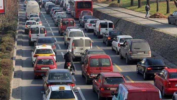 Prej nesër vlejnë rregullat e reja të trafikut në rrugët e Maqedonisë