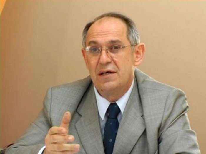 Mustafa: Kandidatët e emëruar për komisionin për mbrojtjen e konkurrencës formalisht i plotësojnë kushtet