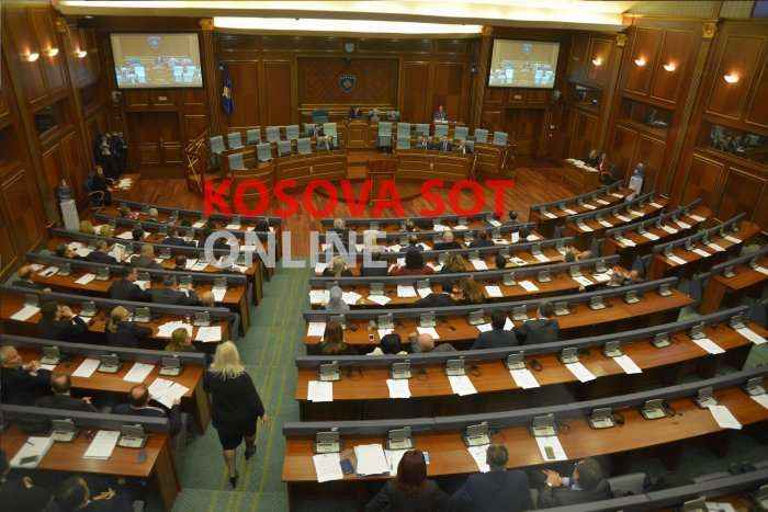 Përplasje e ashpër mes Mujës e Ismailit në Kuvendin e Kosovës