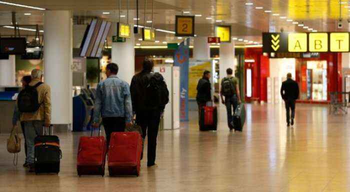 Rihapet holli i nisjeve në aeroportin Zaventem të Brukselit