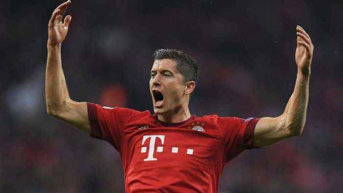 Bayerni kthen shpresën me golin e Lewandowskit 