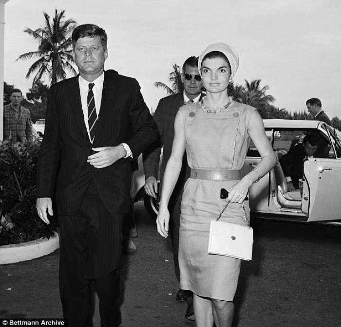 Kennedy kishte urdhëruar që bashkëshortja të mbahej larg plejbojit milioner 