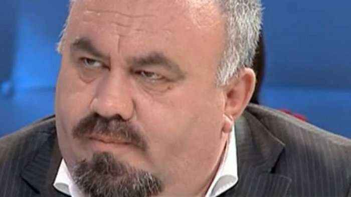 Gazetari shqiptar kërkon nga Gjykata ta ndalojë Kuranin