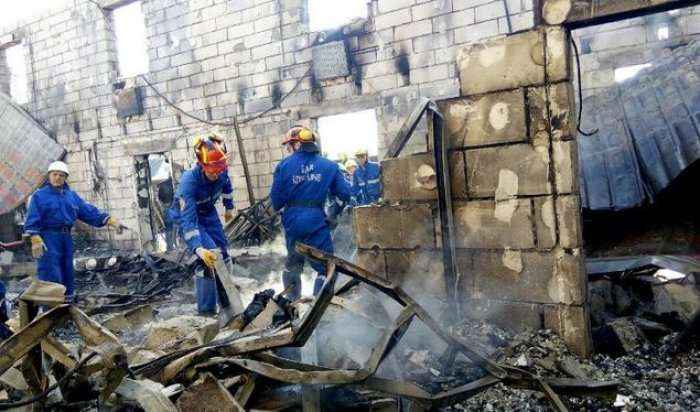 Zjarr në shtëpinë e të moshuarve, humbin jetën 17 persona në Kiev