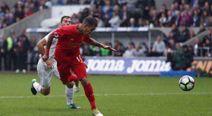 Liverpool përmbys Swansean, del i dyti në Premierligë (Video)