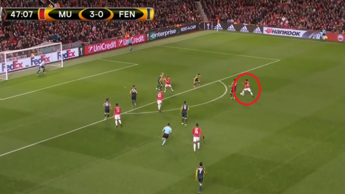 United shënon golin e katërt, supergol nga Lingard (Video)
