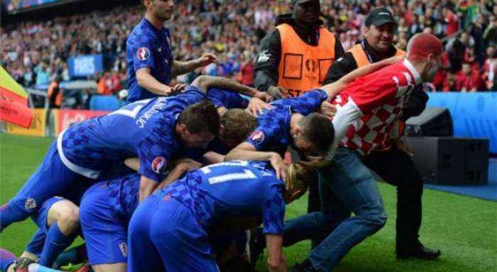 Chelsea kërkon mesfushorin kroat
