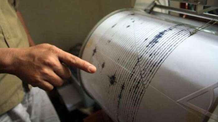Dy tërmete godasin Japoninë