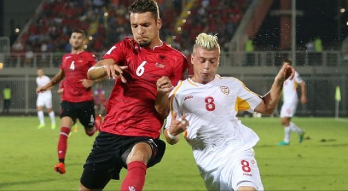Maqedonia me katër shqiptarë kundër Shqipërisë