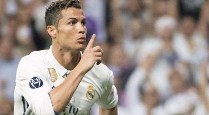 Cristiano Ronaldo zemërohet me bashkëlojtarët e rinj