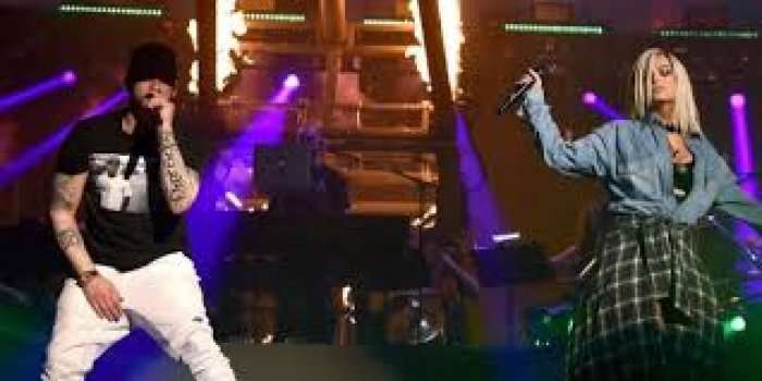 Bebe Rexha dhe Eminem performojnë së bashku në 'Coachella'