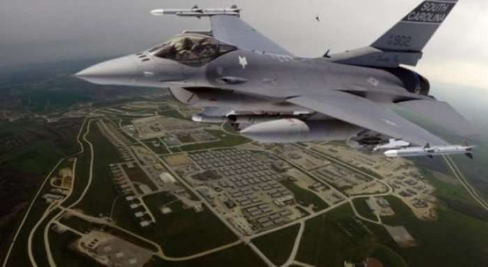 'Çmenden serbët' Amerika po ndërton aeroport ushtarak në Kosovë