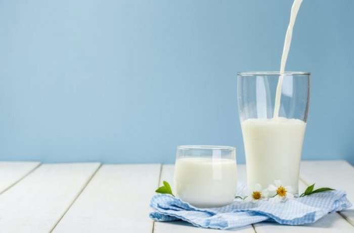 Këto janë mitet më të zakonshme që ekzistojnë në mbarë botën për pirjen e qumështit