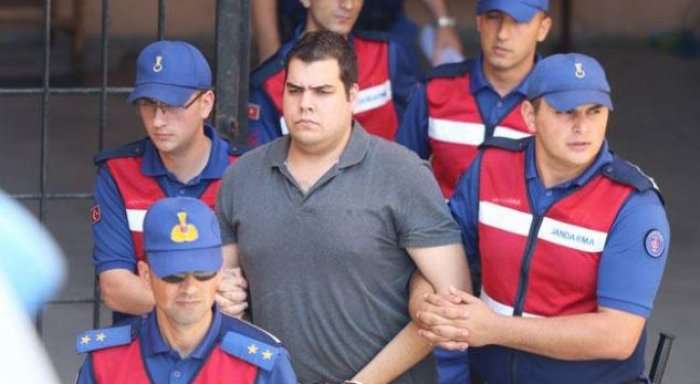 Gjykata turke liron dy ushtarë grekë që akuzoheshin për spiunim