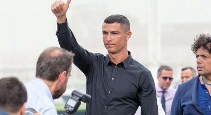 Juventus vazhdon traditën, Ronaldo këndon para sezonit