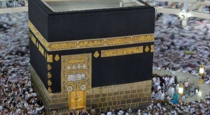 Mbi dy milionë myslimanë pjesë e pelegrinazhit në Mekë
