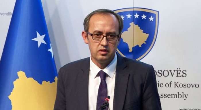 Hoti: Haradinaj për keqardhje, s’del nga lëkura e liderit partiak