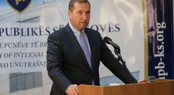 Ministri Sefaj thotë se u shpëtuan 600 mijë euro për rastin e pasaportave