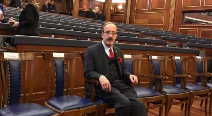 Zeka: Vetëm 5 deputetë pritën mysafirët e huaj në Kuvend (Foto)