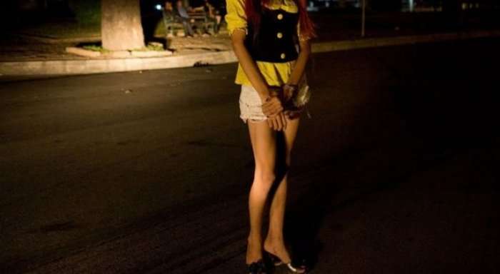 Dëshmia rrënqethëse e 10-vjeçares që prostituohej nga prindërit