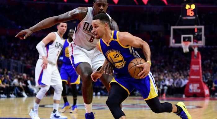 NBA: Stephen Curry 44 pikë në suksesin e Warriors, për Cavs nuk mjafton LeBron