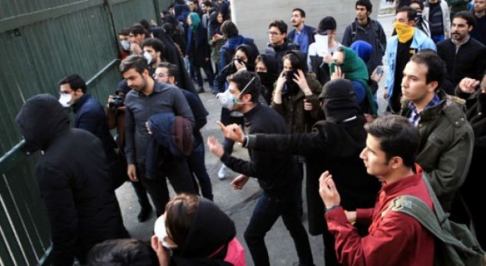Britania, Franca dhe Turqia të shqetësuara për situatën në Iran