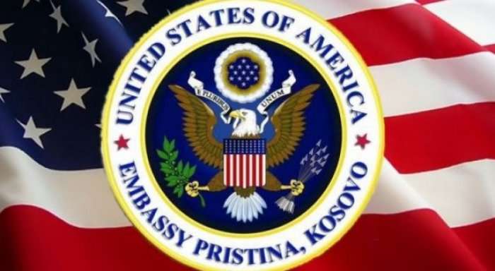 Ambasada amerikane me apel të ri udhëheqësve kosovarë për Specialen