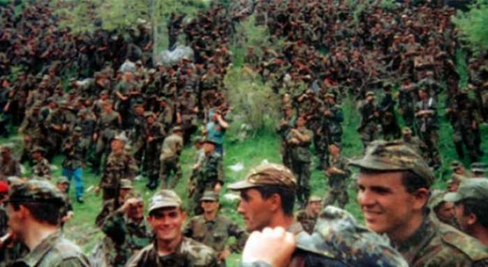Historiani kosovar: Mijëra grekë dhe rumunë luftuan kundër shqiptarëve në Kosovë