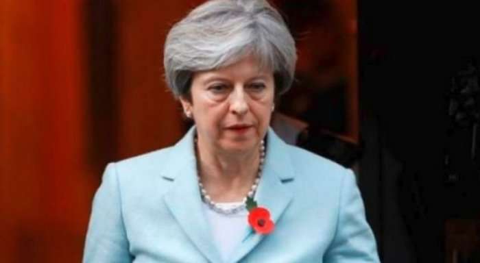 Planifikoi të vriste kryeministren Theresa May, dënohet i riu anglez