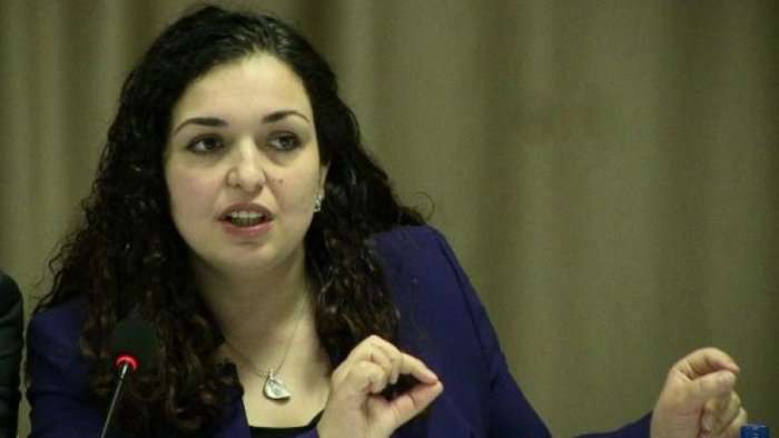 Numër një:Gruaja që po mund gjithë burrat në politikën e Kosovës