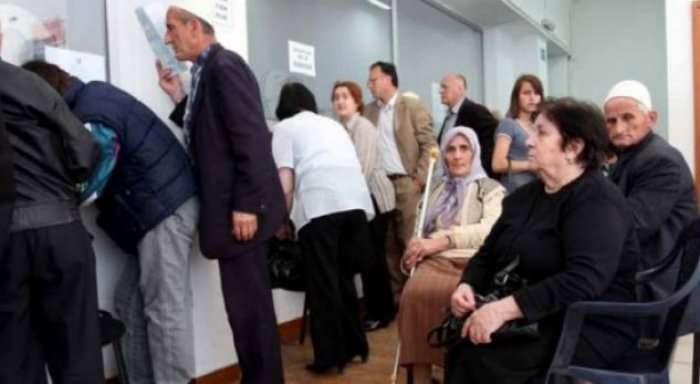 Pensionet e shqiptarëve rriten më 1 korrik