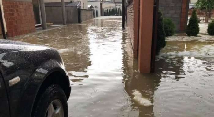 Stuhi shiu e breshri në Ferizaj