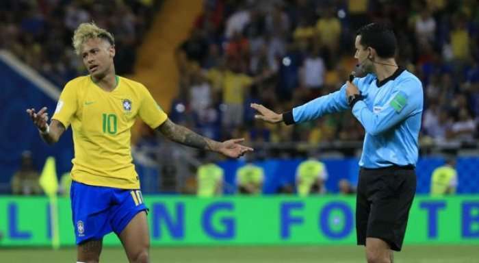 Neymari kërkon nga gjyqtarët të bëjnë punën e tyre, ankohet për golin e Zvicrës