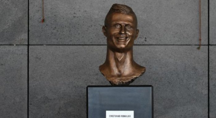 Ndërrohet busti i shumë përqeshur i Ronaldos(Foto)
