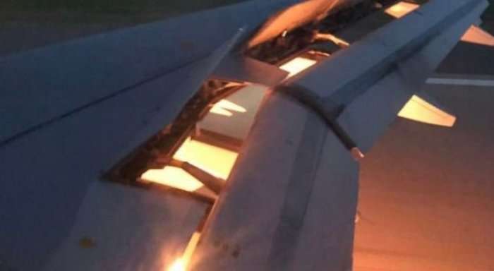 Aeroplani i ekipit të Arabisë Saudite kaplohet nga flaka, tmerrohen lojtarët